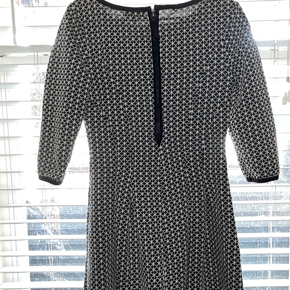 Max edition dress - Picture 4 of 5